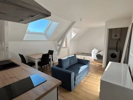 studio meublé hyper-centre chateaubriant 23m2