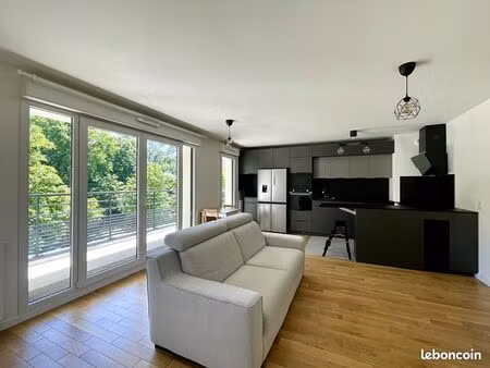 appartement 3 pièces 65 m²