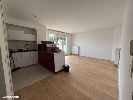 location gentilly t3 - 62m2