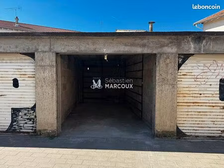 parking/box 13 m² montbrison
