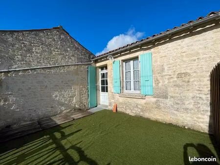 studio 1 pièce 29 m²
