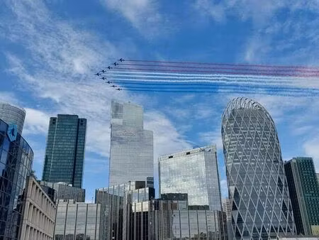 t4 meublé avec vue sur parc / la défense