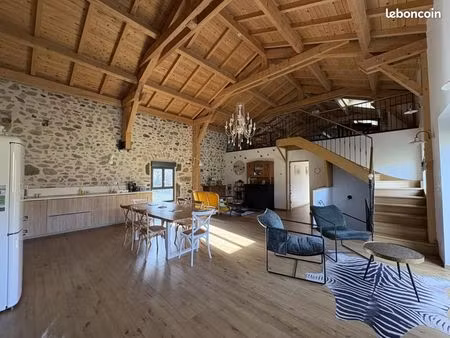 maison 4 pièces 160 m²