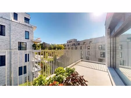 appartement à louer à clos amanda stassart 10 woluwe-saint-lambert (vbe32827)