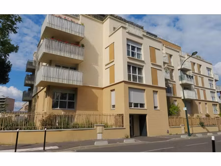 location appartement  39 m² t-1 à épinay-sur-seine  900 €