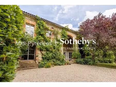 maison saint-paul-cap-de-joux - 7 chambres - 395m²