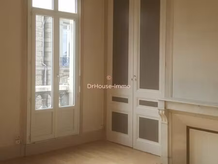 f2 de charme 55 m² lumineux parking elbeuf centre