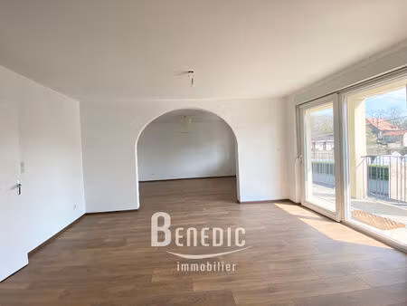 location boulay f4 avec balcon