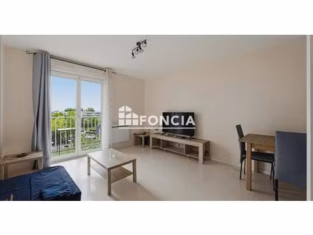 à vendre – t2 avec balcon à cenon