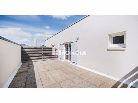 duplex lumineux avec terrasses en plein cœur de saint jean de braye