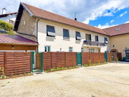 immeuble rénové avec jardin  terrasses et fort potentiel – chambéry