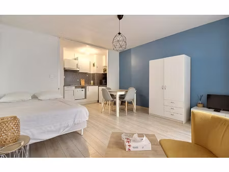 location appartement  30.04 m² t-1 à marseille 6  750 €