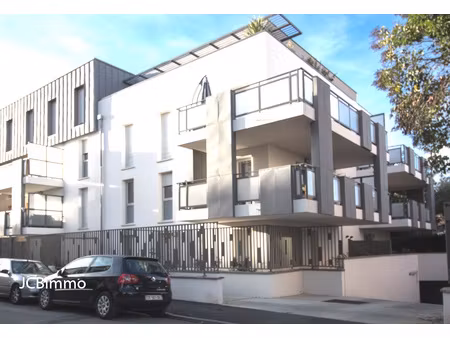 guilhemery - t3 avec terrasse/jardin et parking