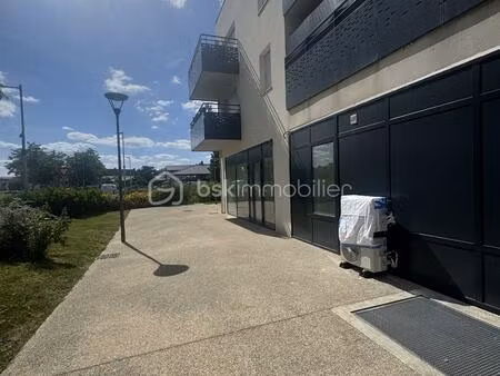 local d'activités de 148 m² à lieusaint