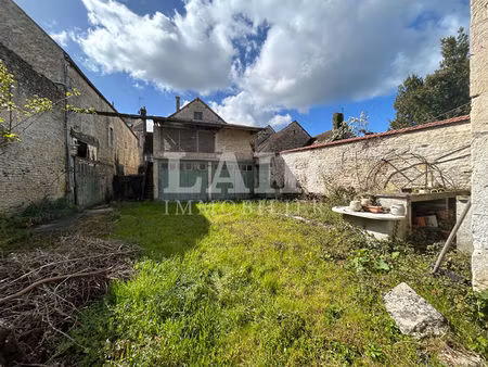 maison avec entrepôt et garage ecouché les vallées. réf : e15319