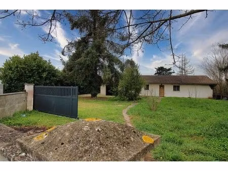 maison familiale 120 m² – terrain 2 500 m² piscinable – saint-denis-de-pile