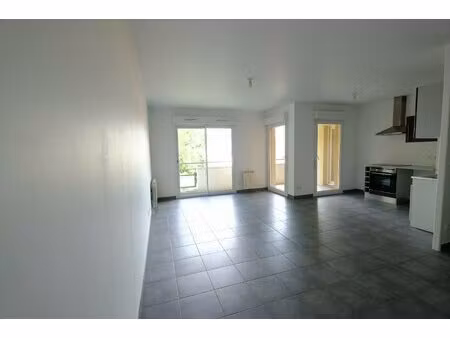 location t3 - 66.75 m2 - open fauriel 27 bis rue emile clermont
