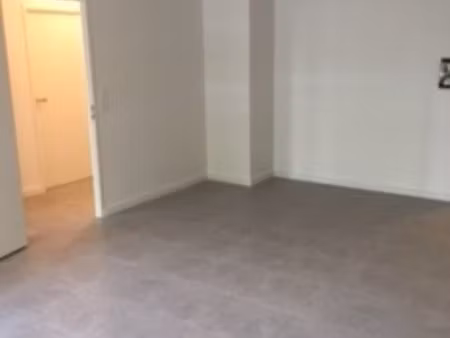 t3 avec double parking et balcon à toulouse