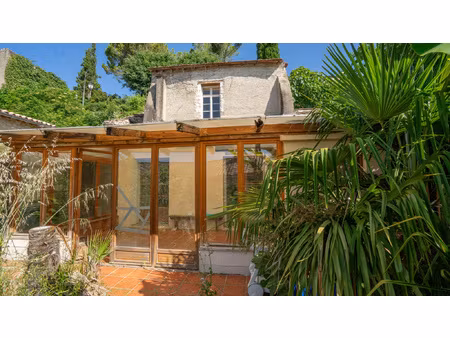 maison de village en pierre d'env 80 m2 sur 3 étages et son