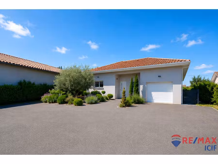 maison individuelle de plain pieds - 5 pièces 101m2