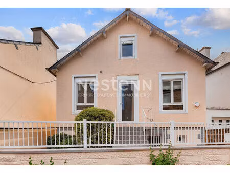 vente maison de ville quartier saint yves trois chambres et jardin clos