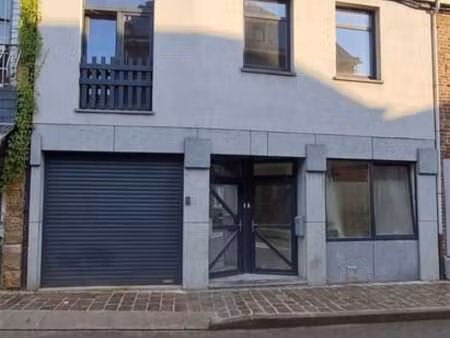 immeuble de rapport de 2 appartements loués + garage