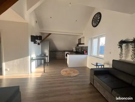 t3 meublé de 66 m² au 2ᵉ étage