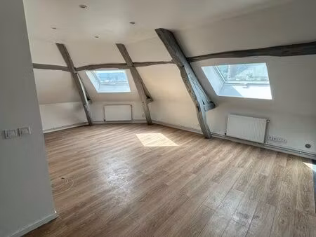 appartement 3 pièces sous combles