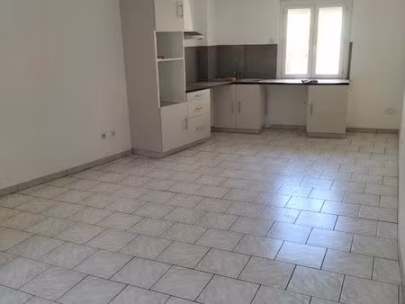 maison de village f3 avec garage