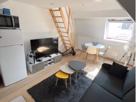 a louer à lille fives  charmant appartement t2 meublé