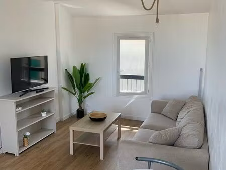 appartement t2avec terrasse