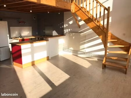 a louer t3 non meublé - superbe appartement de caractère - 80m2 - place girodet - saint-et
