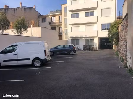 loue place de parking sécurisée centre ville de toulouse