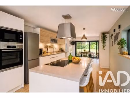 maison familiale 6 pièces 169 m²