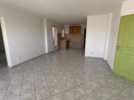 appartement 3 pièces 75 m²