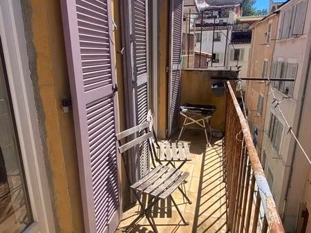 beau lof avec mezzanine et balcon
