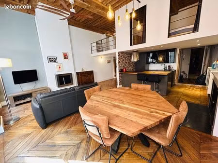 appartement t3/t4 89 m² meublé à hôtel de ville