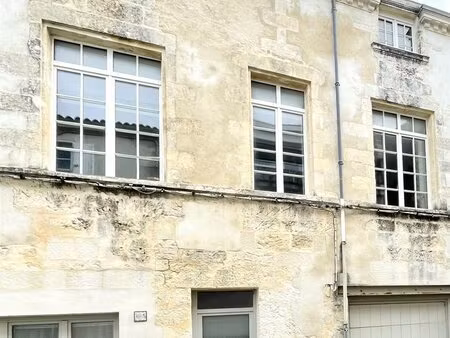 duplex d'exception coeur de la rochelle  à deux pas du vieu