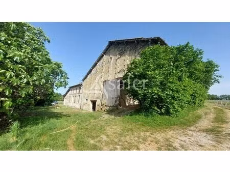propriété agricole de 15 hectares avec bâtis