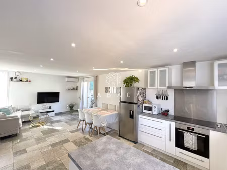 à vendre bas de villa à grasse