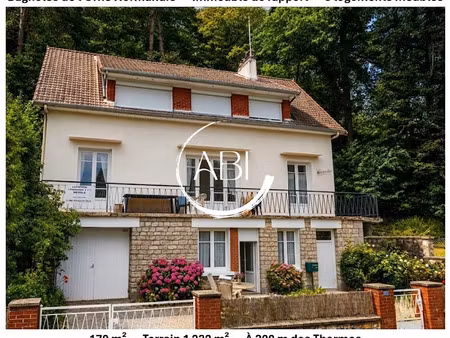 vente immeuble 170 m² à bagnoles de l'orne normandie (61140)  265 000 €