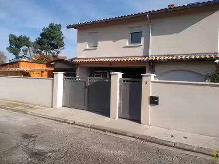 location appartement 1 pièce à villenave-d'ornon (33140)  460 €