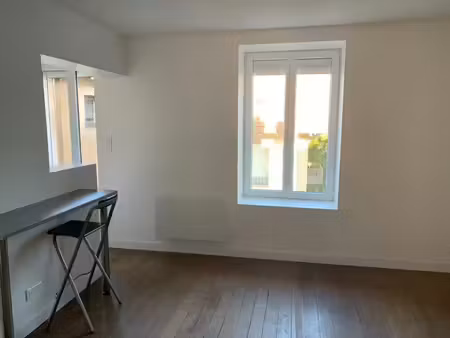 location meublée appartement 1 pièce 25 m² à epinal (88000)  420 €