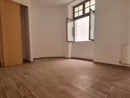 location appartement 2 pièces à la réole (33190)  490 €