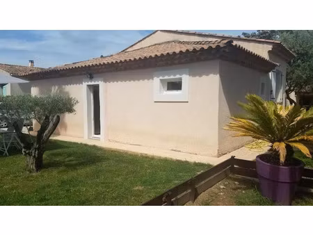 location meublée appartement 1 pièce 25 m² à saint-andré-de-sangonis (34725)  630 €