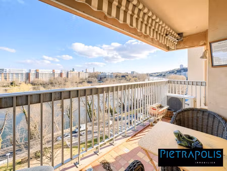 bel appartement t4 de 118m² lumineux avec terrasse et vue déga