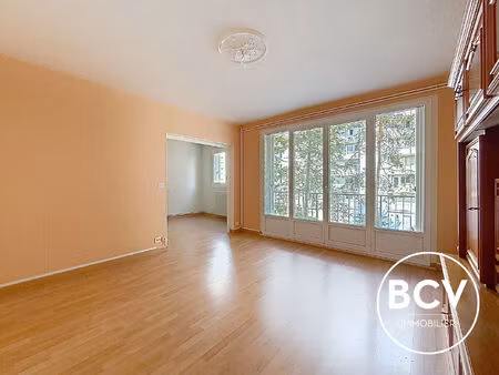 appartement 4 pièce(s) 82 38 m²