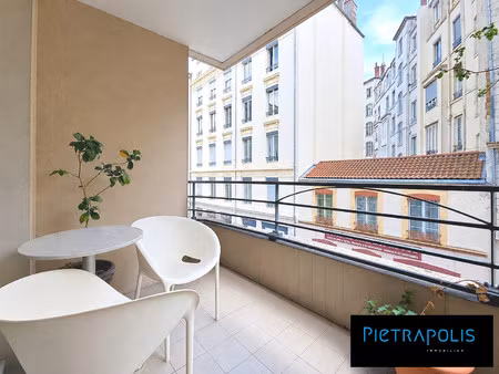 appartement 109 m2  4 chambres  garage double