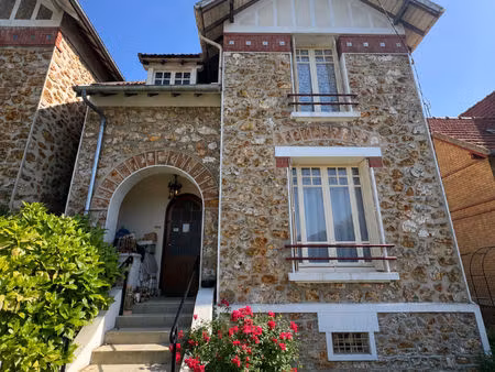 meulière en plein coeur de la ferte sous jouarre