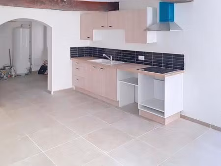 maison de village rénovée 5 pièces 124 m2 - tavernes